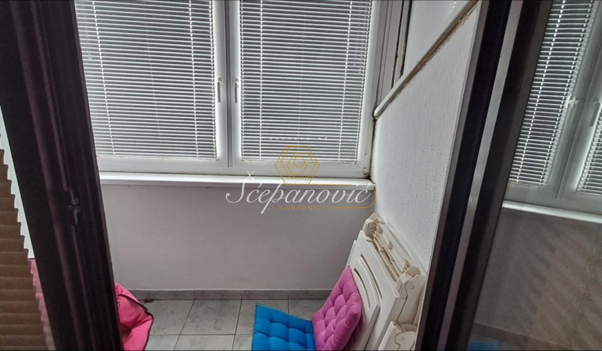 Stan Prodaja Novi Sad  65 m2
