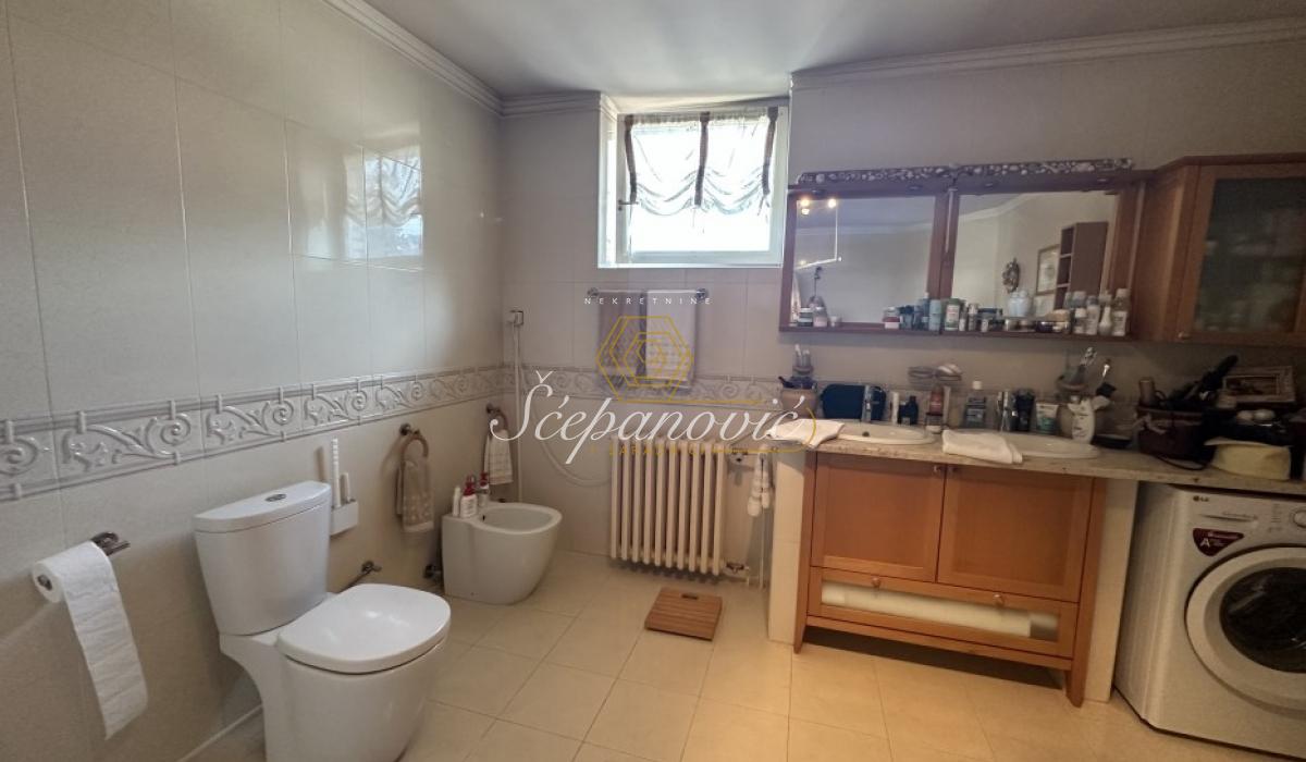 Kuća za izdavanje, Telep, Novi Sad, 93m², 1.500 €/mes