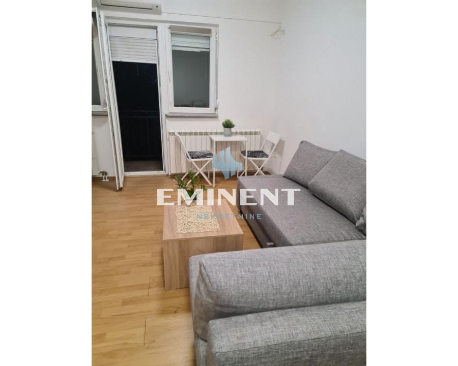 Stan Izdavanje Beograd Altina 50 m2