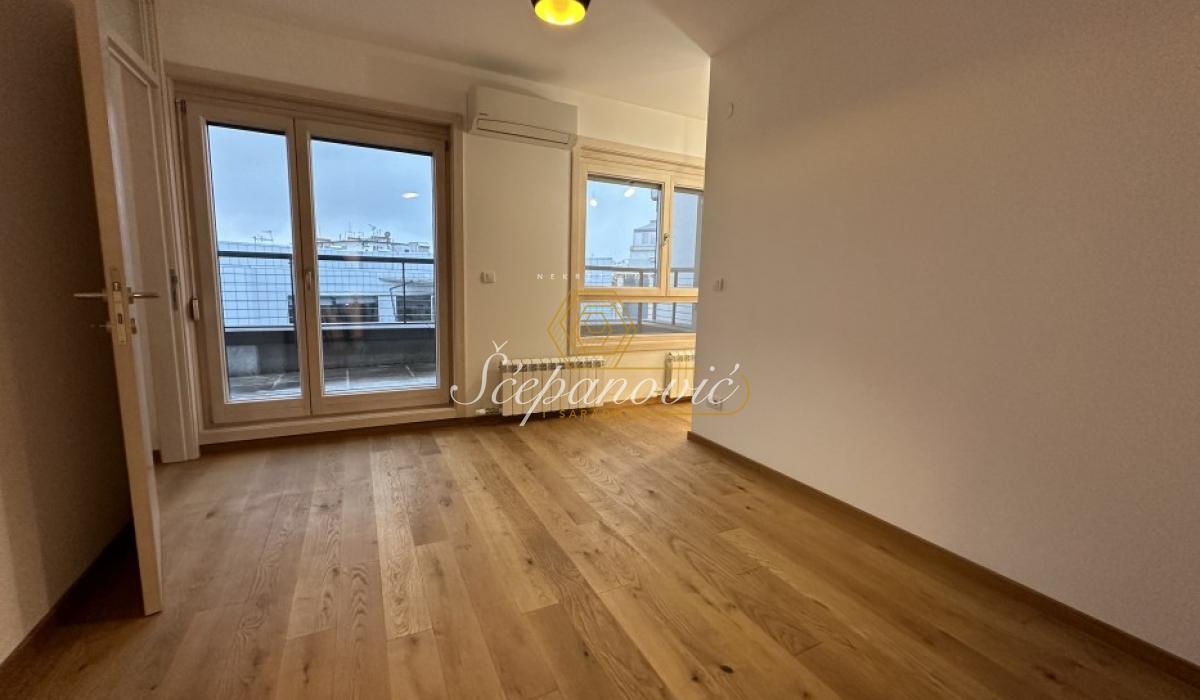 prodaja-stanova-beograd-02Z76ImWH7 Petosoban stan na prodaju, Hram Svetog Save, Beograd, 128m², 619.900 €