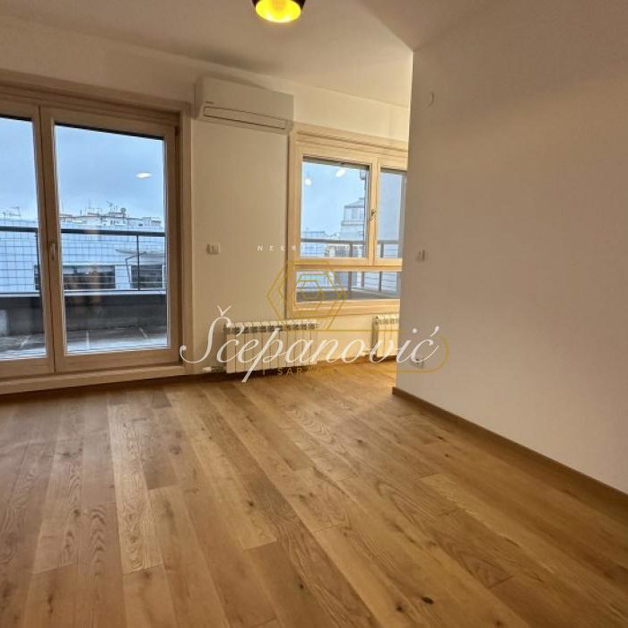 Petosoban stan na prodaju, Hram Svetog Save, Beograd, 128m², 619.900 €