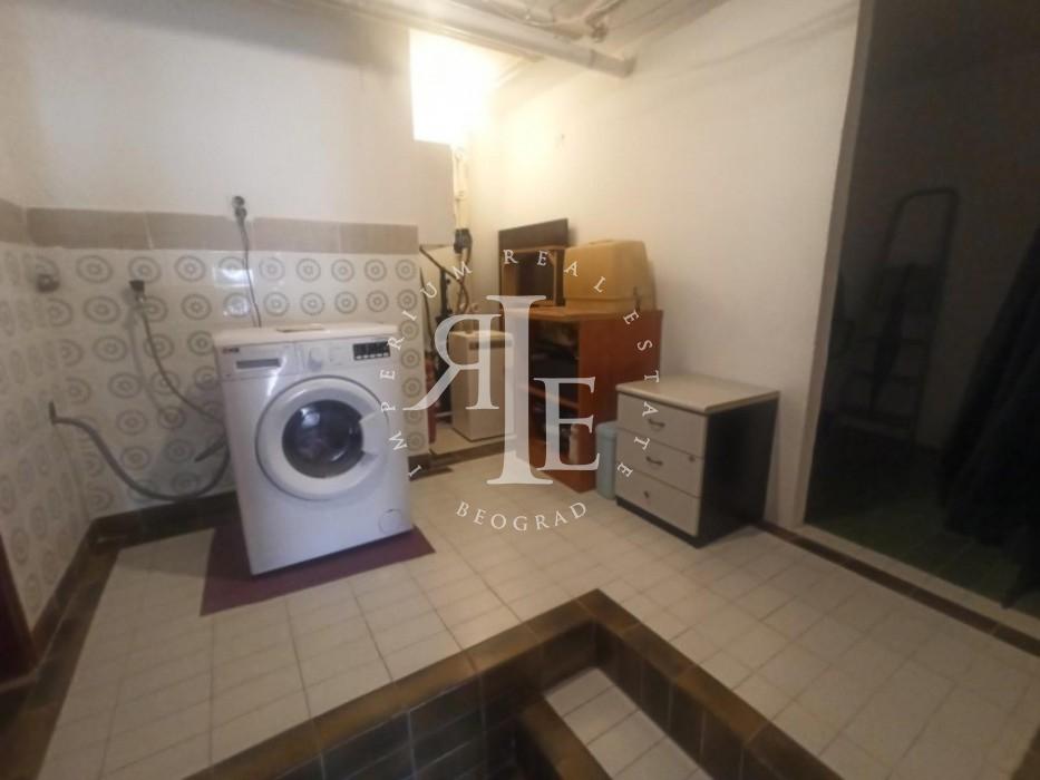 Kuća Prodaja Beograd Mala Moštanica 300 m2