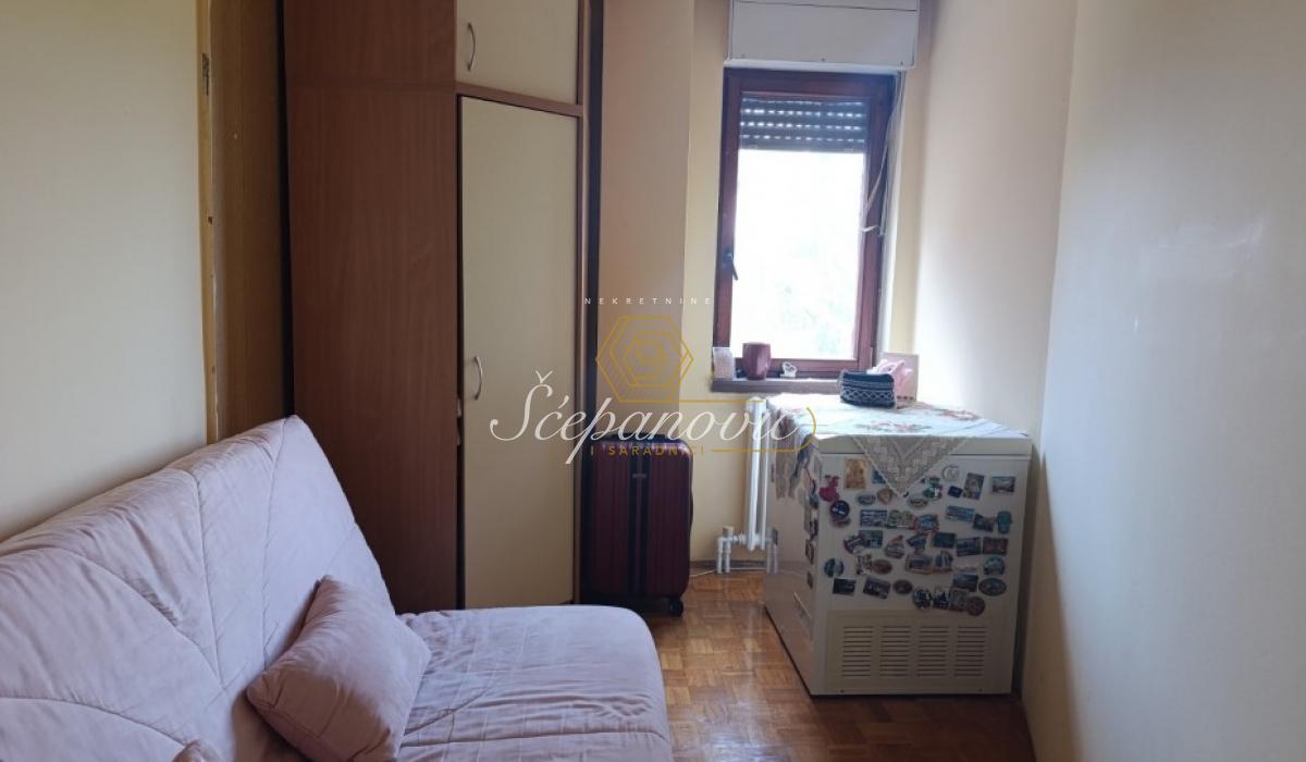 prodaja-stanova-beograd-0mZ2eBbEza Četvorosoban stan na prodaju, Bistrica, Novi Sad, 78m², 200.000 €