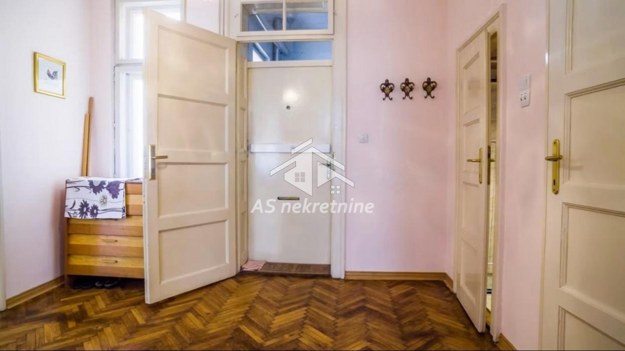 prodaja-stanova-beograd-4F4qRJl23g Dvosoban stan za izdavanje, Skadarlija, Beograd, 65m², 800 €/mes