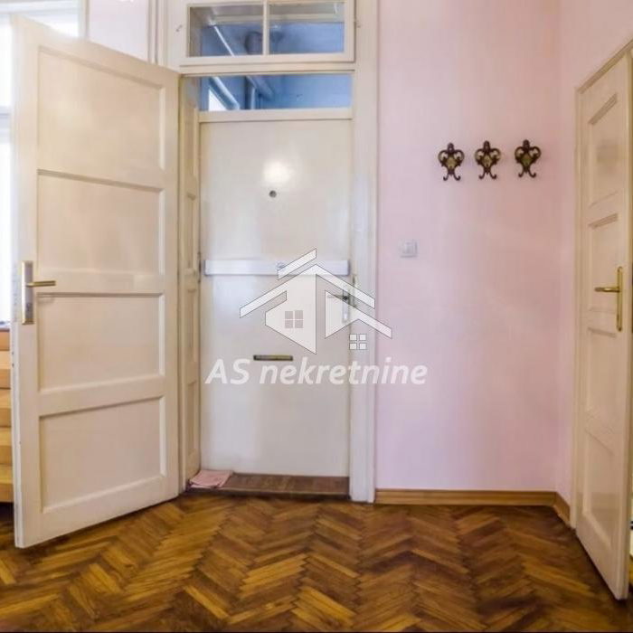 Dvosoban stan za izdavanje, Skadarlija, Beograd, 65m², 800 €/mes