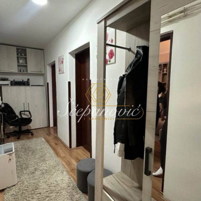 Četvorosoban stan na prodaju, Južni Telep, Novi Sad, 150m², 170.000 €