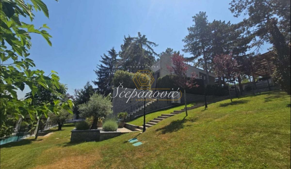 prodaja-stanova-beograd-9quW8CegKJ Kuća na prodaju, Popovica, Novi Sad, 388m², 1.490.000 €