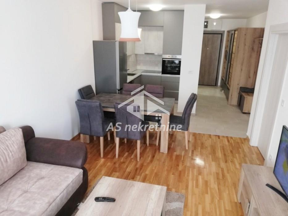 Stan Izdavanje Beograd Hala Pionir 49 m2