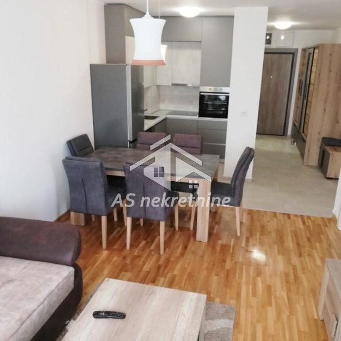 Stan Izdavanje Beograd Hala Pionir 49 m2