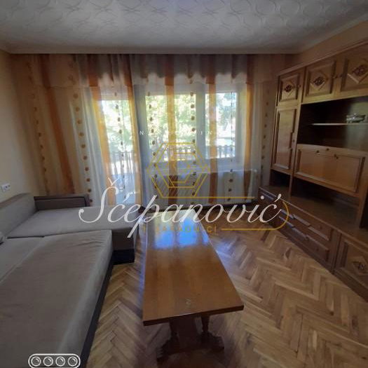 Kuća Prodaja Vrbas  200 m2