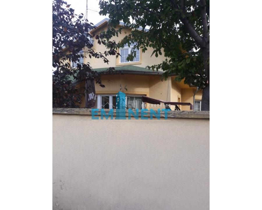 Kuća Prodaja Beograd Kuća Prodaja Beograd Ledine 167 m2
