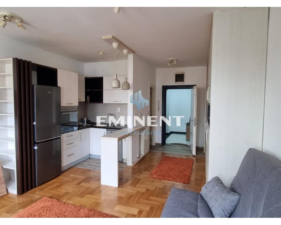 Stan Izdavanje Beograd Stan Izdavanje Beograd Dimitrija Tucovića 30 m2