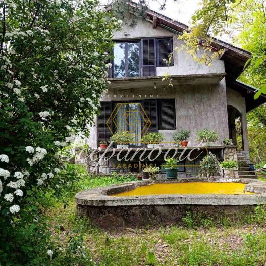 Kuća na prodaju, Jazak, Irig, 188m², 180.000 €