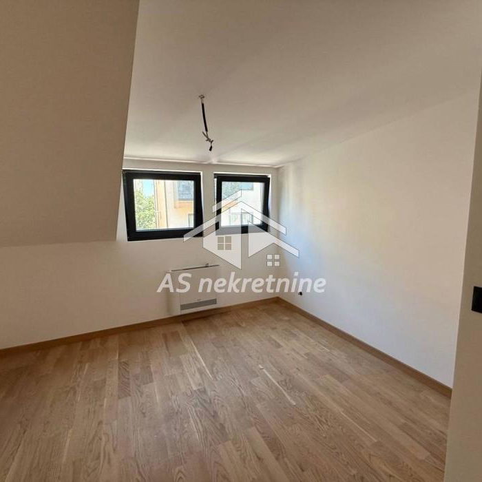 Stan Izdavanje Beograd FON 80 m2