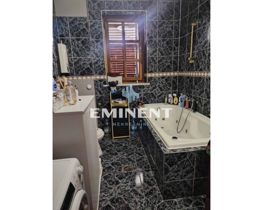 prodaja-stanova-beograd-IQzeGmeBSY Četvorosoban stan za izdavanje, Severni Bulevar, Beograd, 120m², 1.300 €/mes