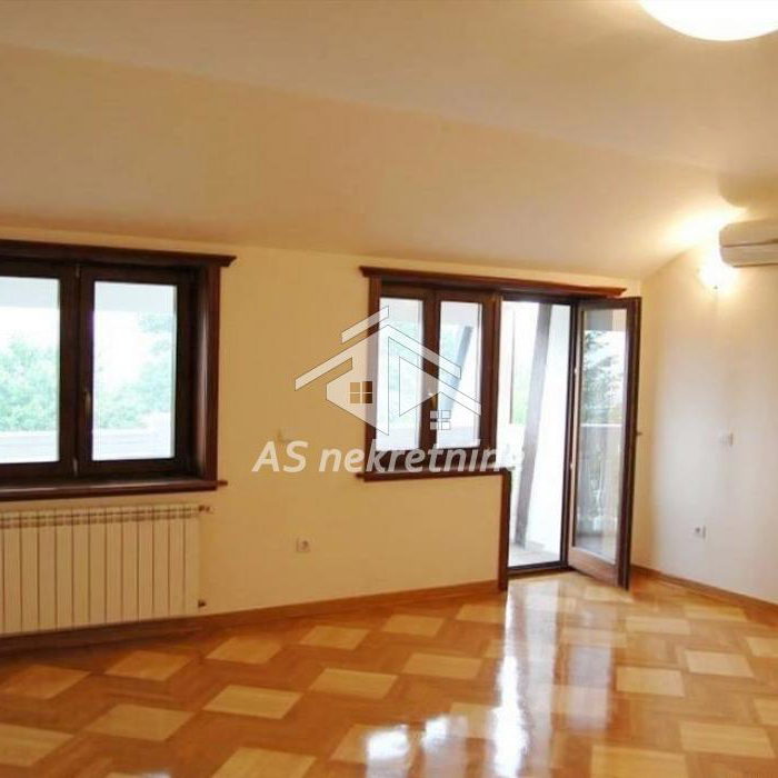 Stan Izdavanje Beograd Dedinje 250 m2