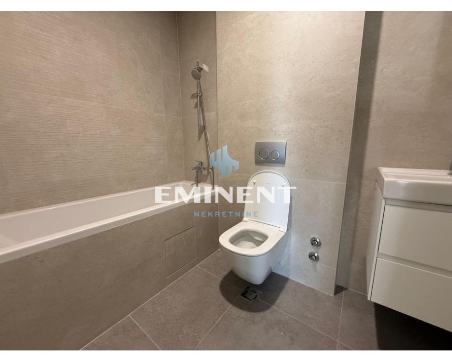 prodaja-stanova-beograd-KLu4K0QcyP Trosoban stan na prodaju, A Blok – Blok 67a, Beograd, 74m², 371.850 €