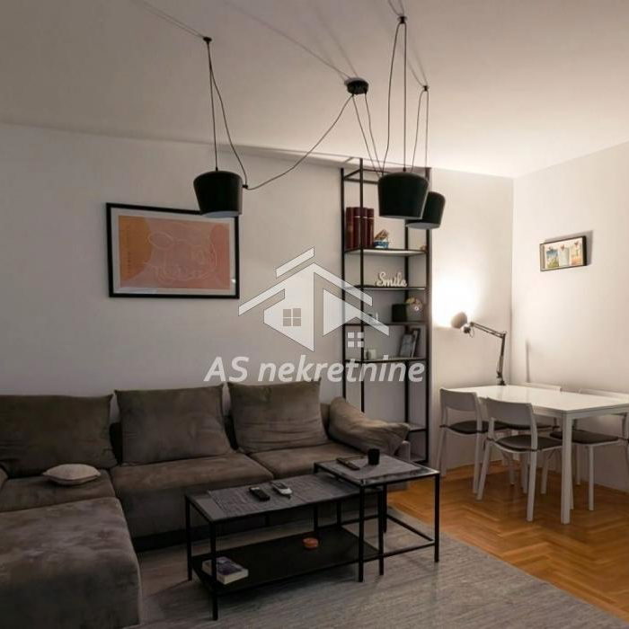 Stan Izdavanje Beograd Blok 72 71 m2