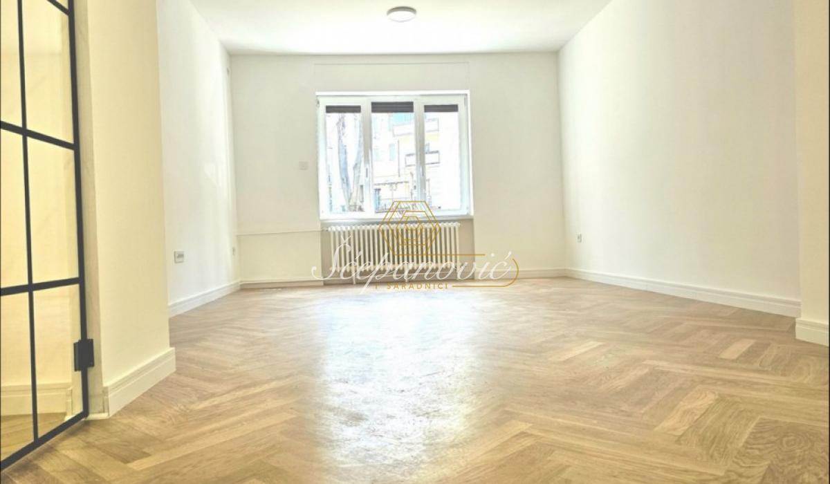 Stan Prodaja Novi Sad  75 m2