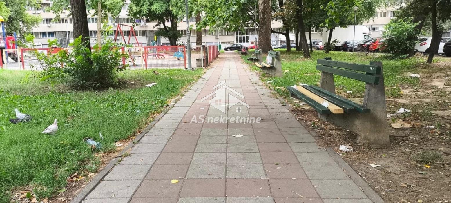 Dvosoban stan za izdavanje, Blok 34 – Studentski Grad, Beograd, 45m², 700 €/mes