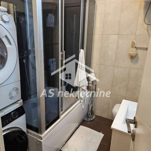 Trosoban stan za izdavanje, Bogoslovija, Beograd, 80m², 900 €/mes