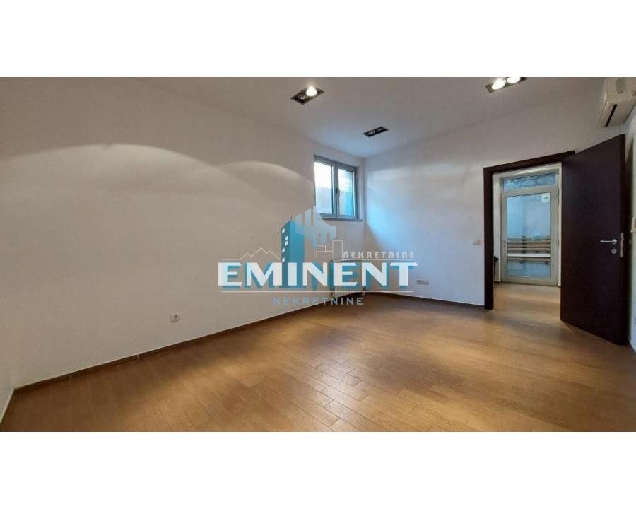Lokal Prodaja Beograd Lokal Prodaja Beograd Crveni Krst Vračar 28 m2