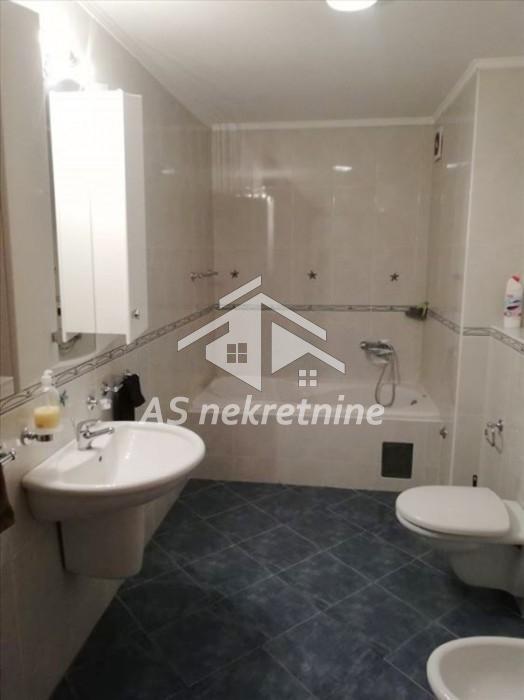 prodaja-stanova-beograd-QsT6lqfEDr Četvorosoban stan za izdavanje, Slavija, Beograd, 130m², 2.000 €/mes