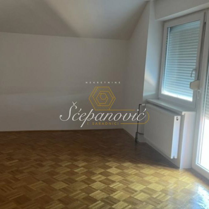 Kuća na prodaju, Kać, Novi Sad, 326m², 290.000 €