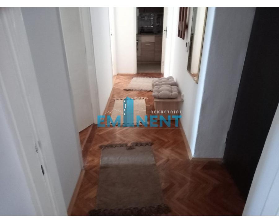 Trosoban stan za izdavanje, Slavija, Beograd, 72m², 1.000 €/mes