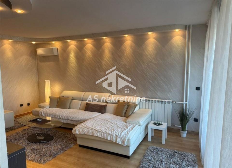 Stan Izdavanje Beograd Blok 22 80 m2