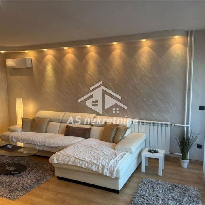 Stan Izdavanje Beograd Blok 22 80 m2