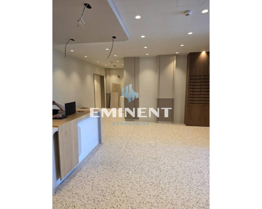 prodaja-stanova-beograd-WYRZSuhsny Dvosoban stan na prodaju, Blok 65, Beograd, 55m², 249.000 €