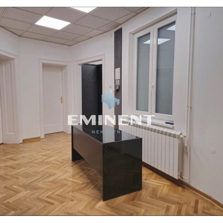 Stan Izdavanje Beograd Gundulićev Venac 135 m2