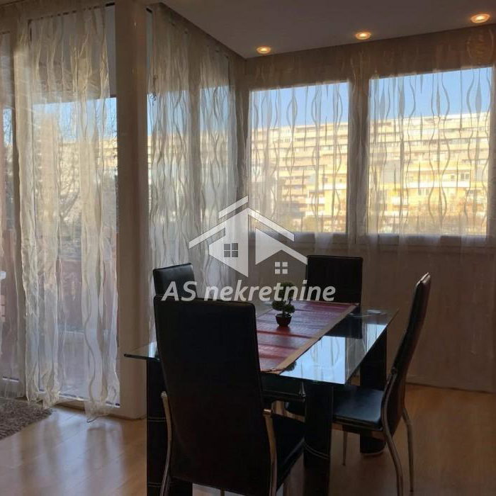 Stan Izdavanje Beograd Blok 22 80 m2