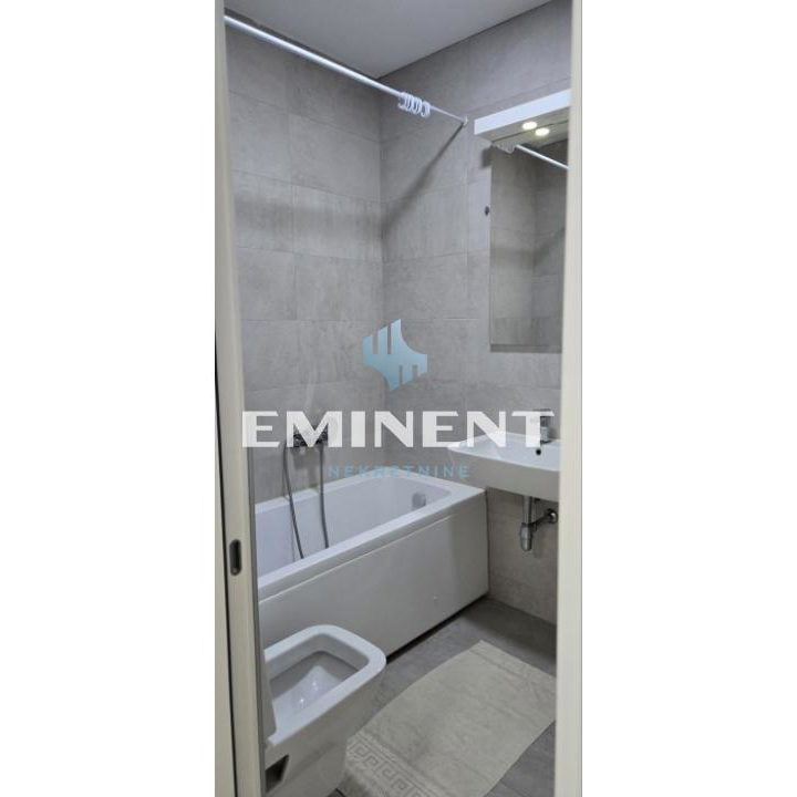 Stan Izdavanje Beograd Đeram Pijaca 62 m2