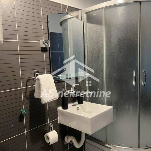 Stan Izdavanje Beograd Kalenić Pijaca 54 m2