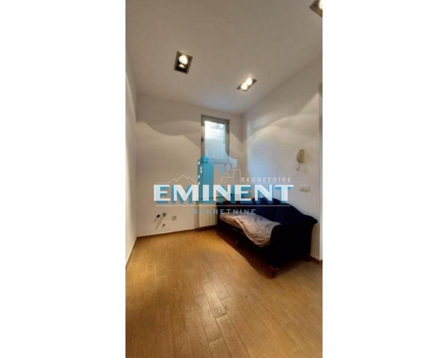 Lokal Prodaja Beograd Lokal Prodaja Beograd Crveni Krst Vračar 28 m2