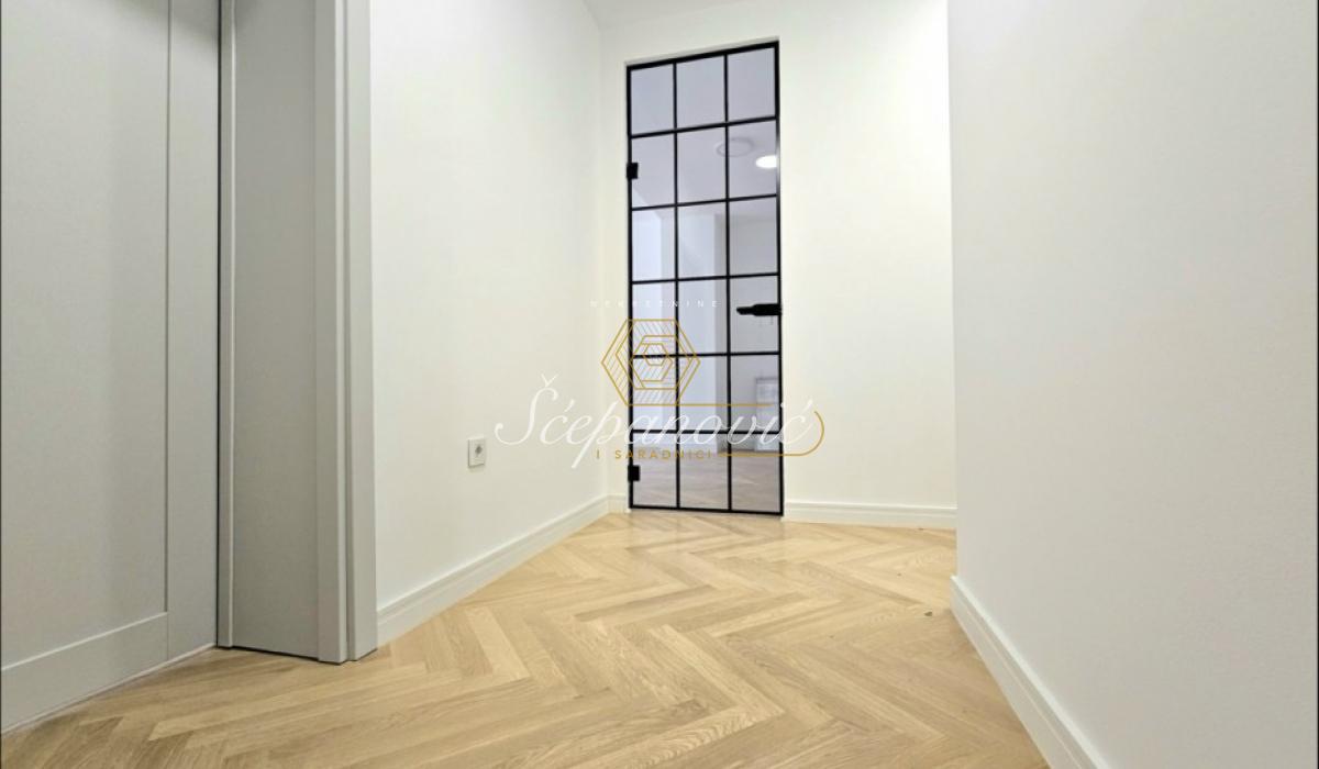 Stan Prodaja Novi Sad  75 m2