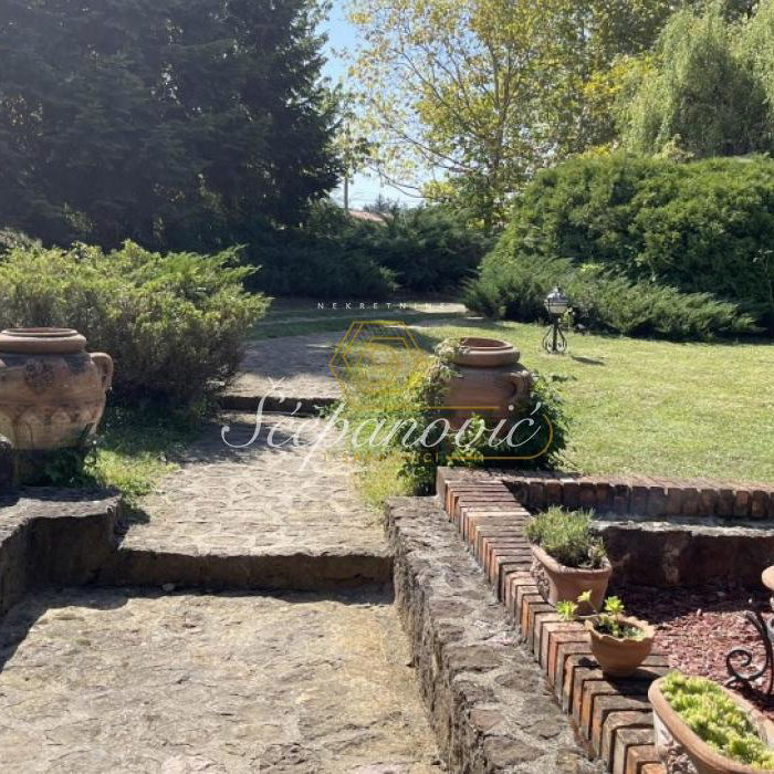 Kuća na prodaju, Sremska Kamenica, Novi Sad, 202m², 873.000 €