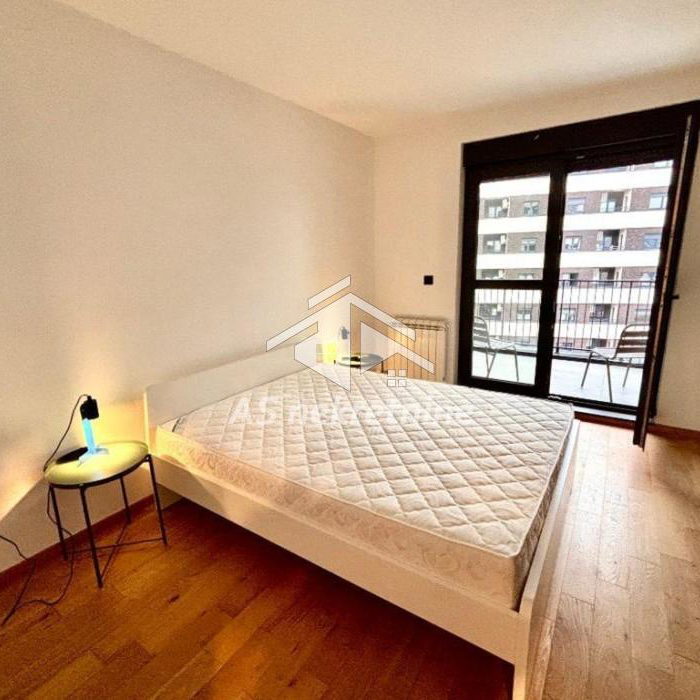 Dvosoban stan za izdavanje, Hala Pionir, Beograd, 60m², 950 €/mes