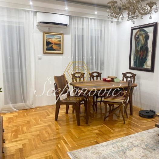 Stan Prodaja Novi Sad  73 m2