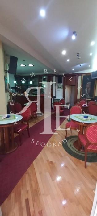 Lokal Prodaja Beograd Blok 12 - YUBC 77 m2