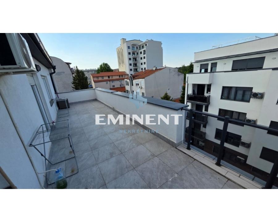 prodaja-stanova-beograd-qrpKivHgo8 Trosoban stan na prodaju, Cvetkova Pijaca, Beograd, 90m², 295.000 €