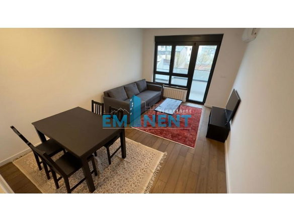 Stan Izdavanje Beograd Đeram Pijaca 52 m2