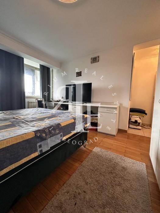 prodaja-stanova-beograd-s67xZQlBwT Trosoban stan na prodaju, Paviljoni, Beograd, 86m², 325.000 €