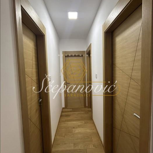 Stan Izdavanje Novi Sad  108 m2
