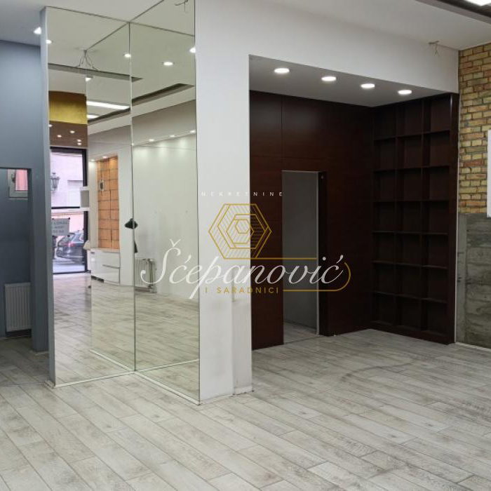 Lokal Izdavanje Novi Sad  134 m2