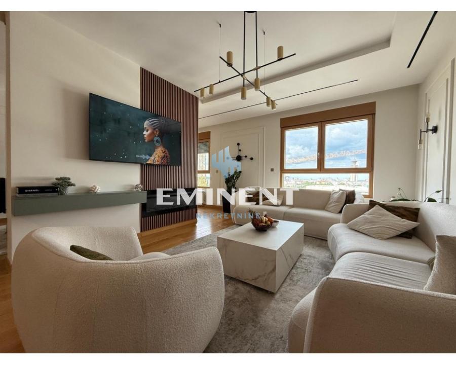 Petosoban stan na prodaju, Blok 65, Beograd, 165m², 790.000 €