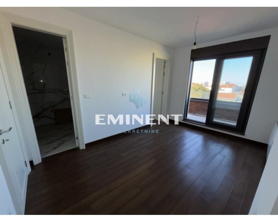 Četvorosoban stan na prodaju, Crveni Krst Vračar, Beograd, 119m², 595.000 €
