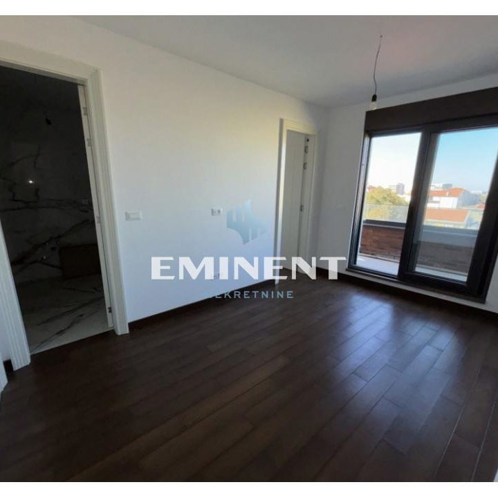 Četvorosoban stan na prodaju, Crveni Krst Vračar, Beograd, 119m², 595.000 €